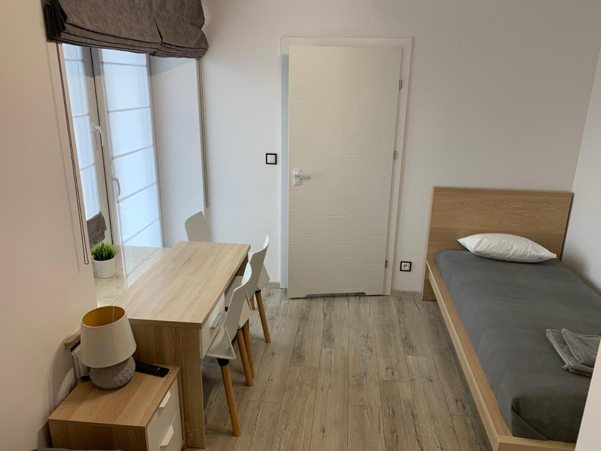 Pokoje Antracyt Skarżysko-Kamienna Exterior foto
